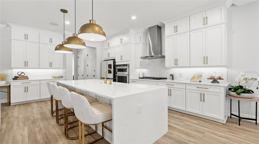 KISSIMMEE, Florida 34747, 5 Bedrooms Bedrooms, ,4 BathroomsBathrooms,Residential,For Sale,ESTUARY LAKE,0,MFRO6403263