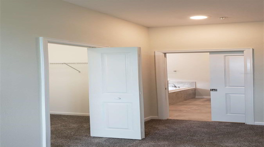DAVENPORT, Florida 33896, 3 Bedrooms Bedrooms, ,2 BathroomsBathrooms,Residential,For Sale,OCEAN COURSE,0,MFRO6390938