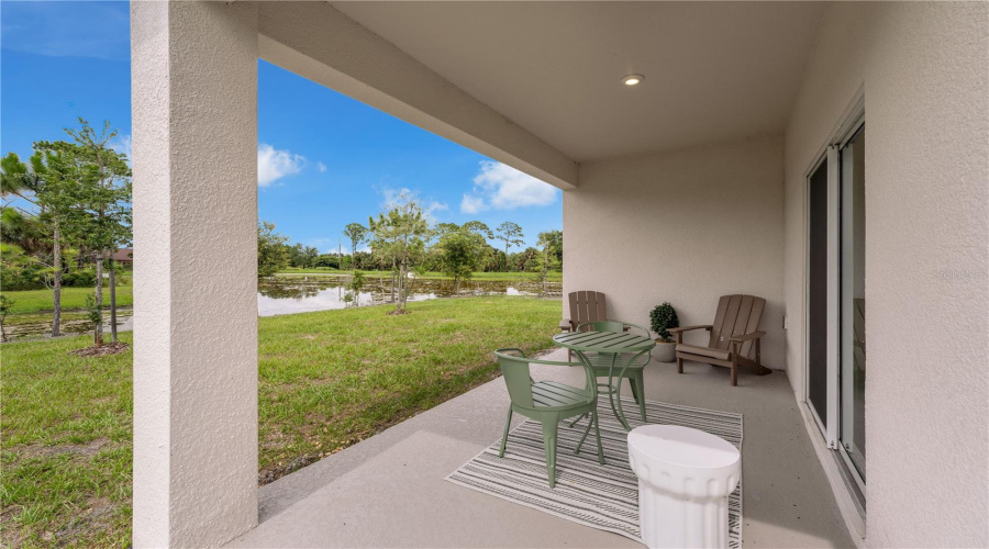 DAVENPORT, Florida 33837, 3 Bedrooms Bedrooms, ,2 BathroomsBathrooms,Residential,For Sale,MEADOW WALK,0,MFRO6405975
