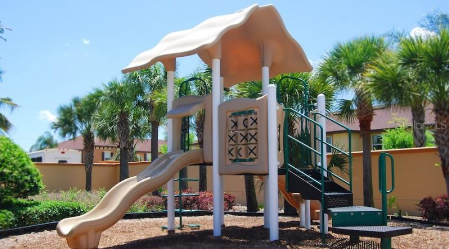DAVENPORT, Florida 33897, 4 Bedrooms Bedrooms, ,3 BathroomsBathrooms,Residential,For Sale,CALABRIA,0,MFRO6405268