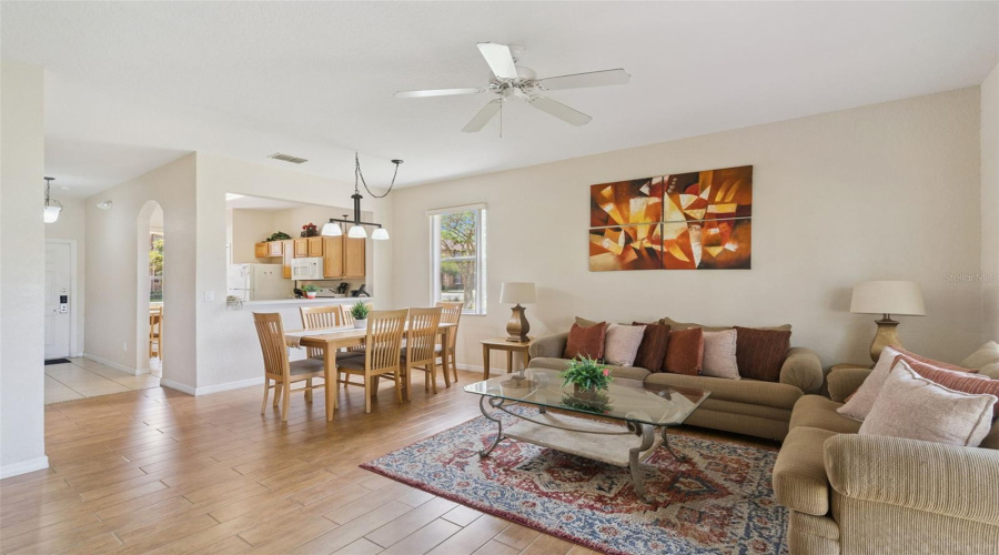 DAVENPORT, Florida 33897, 4 Bedrooms Bedrooms, ,3 BathroomsBathrooms,Residential,For Sale,CALABRIA,0,MFRO6405268