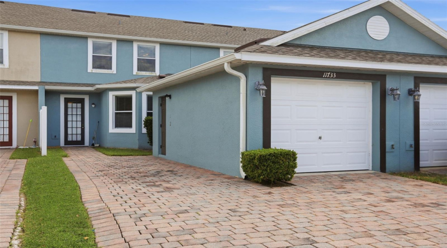 ORLANDO, Florida 32836, 3 Bedrooms Bedrooms, ,2 BathroomsBathrooms,Residential,For Sale,FITZGERALD BUTLER,0,MFRO6404510