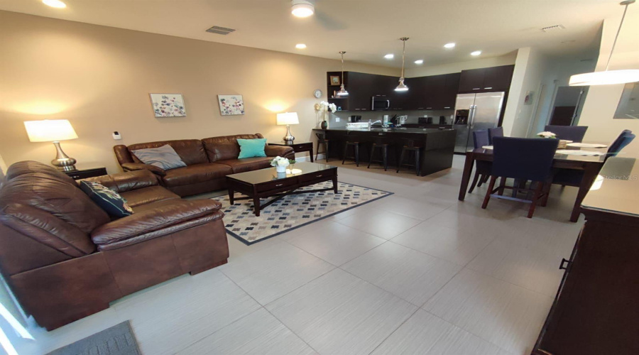 KISSIMMEE, Florida 34747, 2 Bedrooms Bedrooms, ,2 BathroomsBathrooms,Residential,For Sale,ZEN,0,MFRO6405717