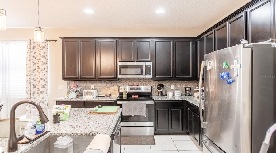 DAVENPORT, Florida 33897, 4 Bedrooms Bedrooms, ,2 BathroomsBathrooms,Residential,For Sale,TRINITY RIDGE,0,MFRTB8504979