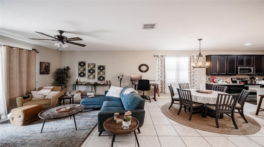 DAVENPORT, Florida 33897, 4 Bedrooms Bedrooms, ,2 BathroomsBathrooms,Residential,For Sale,TRINITY RIDGE,0,MFRTB8504979
