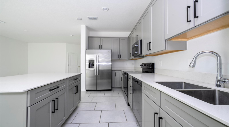 KISSIMMEE, Florida 34747, 3 Bedrooms Bedrooms, ,2 BathroomsBathrooms,Residential,For Sale,BROOK MARSH,0,MFRS5149476