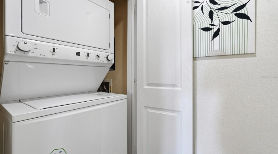 REUNION, Florida 34747, 3 Bedrooms Bedrooms, ,2 BathroomsBathrooms,Residential,For Sale,HERITAGE CROSSING,0,MFRO6405824