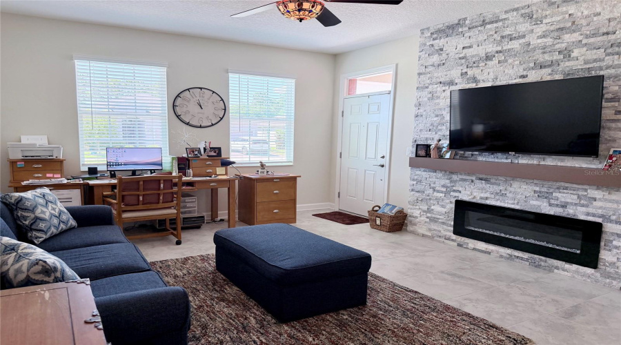 DAVENPORT, Florida 33837, 6 Bedrooms Bedrooms, ,4 BathroomsBathrooms,Residential,For Sale,CAMDEN PARK,0,MFRS5149418