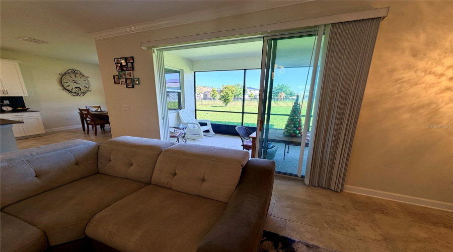 DAVENPORT, Florida 33837, 6 Bedrooms Bedrooms, ,4 BathroomsBathrooms,Residential,For Sale,CAMDEN PARK,0,MFRS5149418