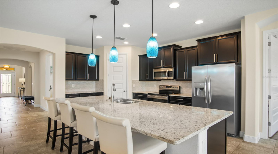 DAVENPORT, Florida 33837, 4 Bedrooms Bedrooms, ,3 BathroomsBathrooms,Residential,For Sale,NINA,0,MFRS5149490