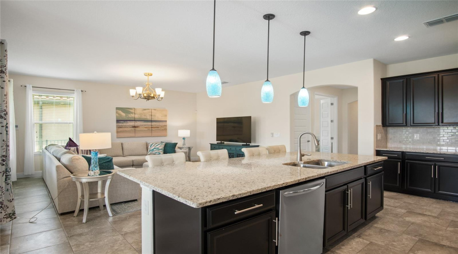 DAVENPORT, Florida 33837, 4 Bedrooms Bedrooms, ,3 BathroomsBathrooms,Residential,For Sale,NINA,0,MFRS5149490
