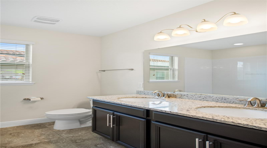 DAVENPORT, Florida 33837, 4 Bedrooms Bedrooms, ,3 BathroomsBathrooms,Residential,For Sale,NINA,0,MFRS5149490
