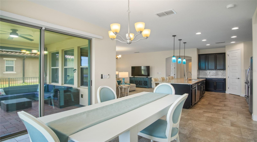 DAVENPORT, Florida 33837, 4 Bedrooms Bedrooms, ,3 BathroomsBathrooms,Residential,For Sale,NINA,0,MFRS5149490