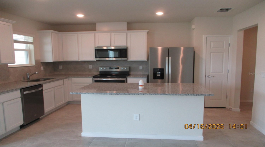 DAVENPORT, Florida 33837, 4 Bedrooms Bedrooms, ,2 BathroomsBathrooms,Residential,For Sale,ASPEN AVE,0,MFRL4961274
