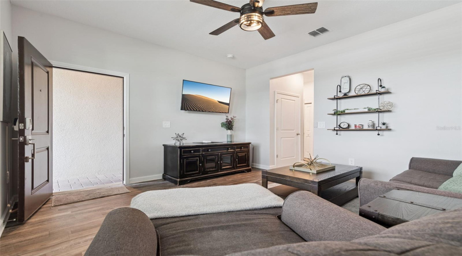 DAVENPORT, Florida 33837, 4 Bedrooms Bedrooms, ,3 BathroomsBathrooms,Residential,For Sale,CAMDEN,0,MFRO6405776