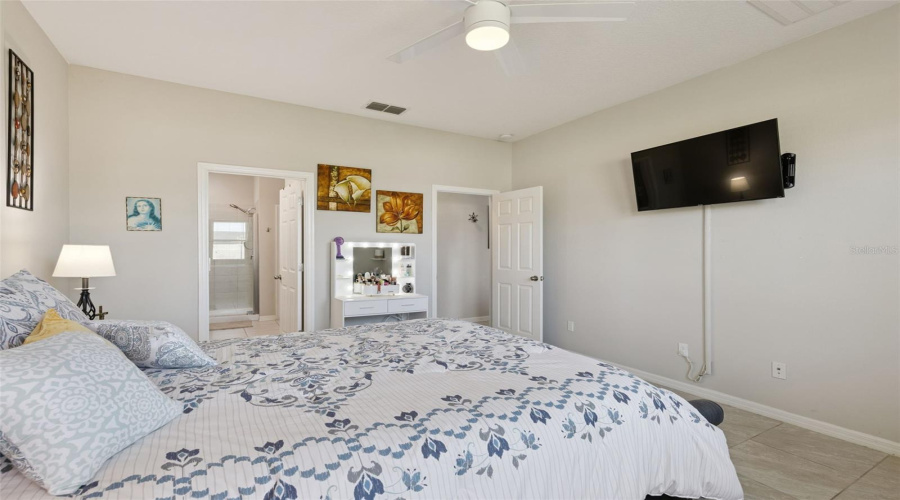 KISSIMMEE, Florida 34746, 4 Bedrooms Bedrooms, ,2 BathroomsBathrooms,Residential,For Sale,RIVERGLEN,0,MFRS5149442