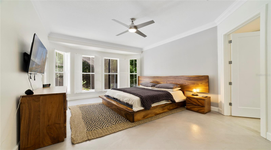 KISSIMMEE, Florida 34747, 6 Bedrooms Bedrooms, ,5 BathroomsBathrooms,Residential,For Sale,OAK SHADOWS,0,MFRO6405094