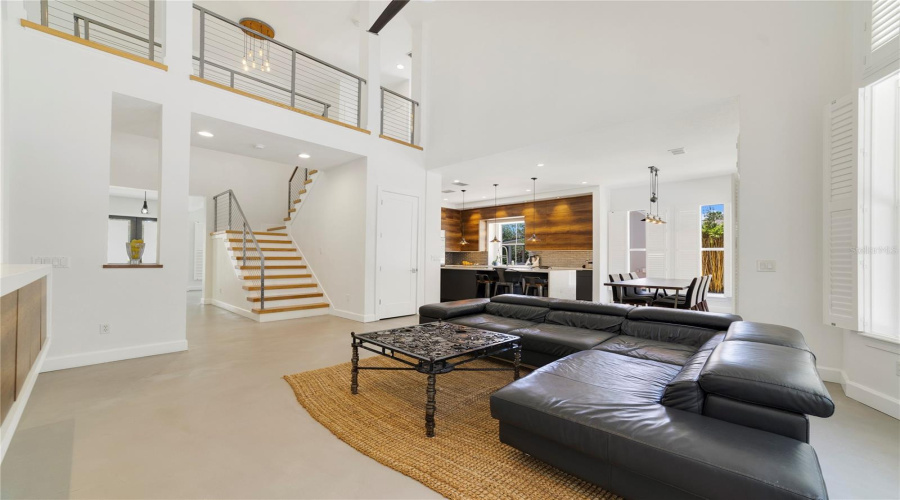 KISSIMMEE, Florida 34747, 6 Bedrooms Bedrooms, ,5 BathroomsBathrooms,Residential,For Sale,OAK SHADOWS,0,MFRO6405094
