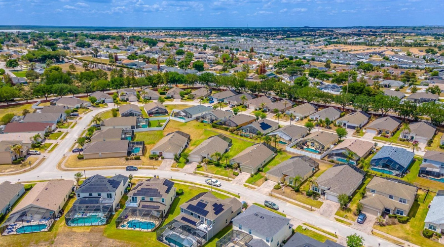 DAVENPORT, Florida 33896, 4 Bedrooms Bedrooms, ,3 BathroomsBathrooms,Residential,For Sale,BALMORAL,0,MFRS5149030