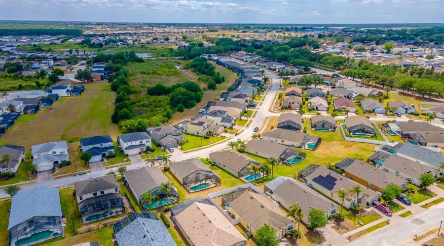 DAVENPORT, Florida 33896, 4 Bedrooms Bedrooms, ,3 BathroomsBathrooms,Residential,For Sale,BALMORAL,0,MFRS5149030