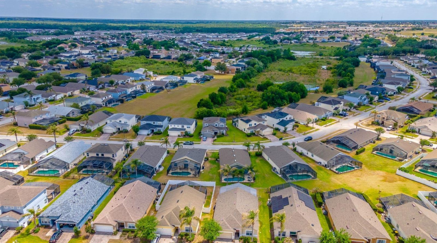 DAVENPORT, Florida 33896, 4 Bedrooms Bedrooms, ,3 BathroomsBathrooms,Residential,For Sale,BALMORAL,0,MFRS5149030