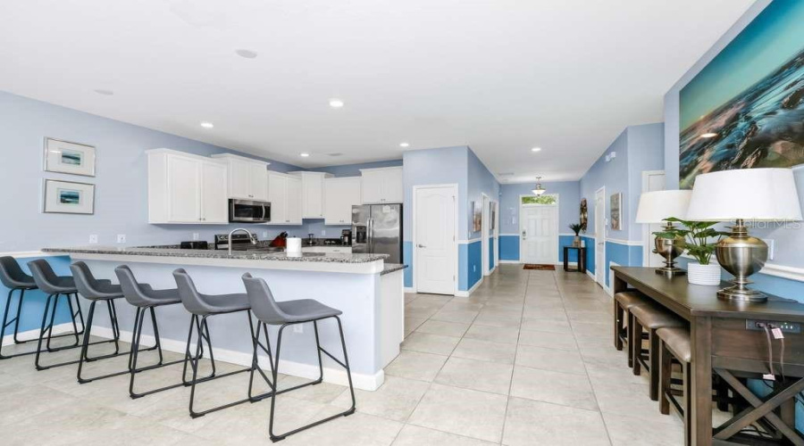 DAVENPORT, Florida 33896, 9 Bedrooms Bedrooms, ,5 BathroomsBathrooms,Residential,For Sale,ROLLING FAIRWAY,0,MFRO6404509