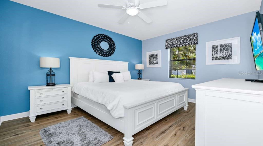 DAVENPORT, Florida 33896, 9 Bedrooms Bedrooms, ,5 BathroomsBathrooms,Residential,For Sale,ROLLING FAIRWAY,0,MFRO6404509