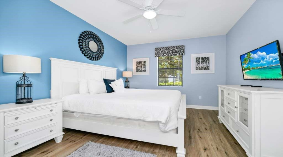 DAVENPORT, Florida 33896, 9 Bedrooms Bedrooms, ,5 BathroomsBathrooms,Residential,For Sale,ROLLING FAIRWAY,0,MFRO6404509