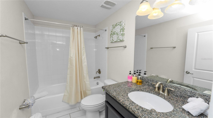 DAVENPORT, Florida 33896, 8 Bedrooms Bedrooms, ,5 BathroomsBathrooms,Residential,For Sale,SCRAMBLE,0,MFRL4961690