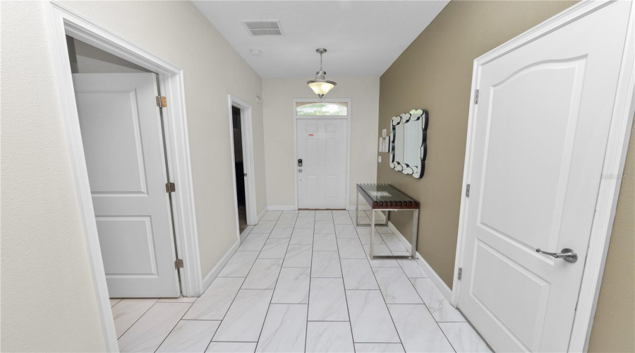 DAVENPORT, Florida 33896, 8 Bedrooms Bedrooms, ,5 BathroomsBathrooms,Residential,For Sale,SCRAMBLE,0,MFRL4961690