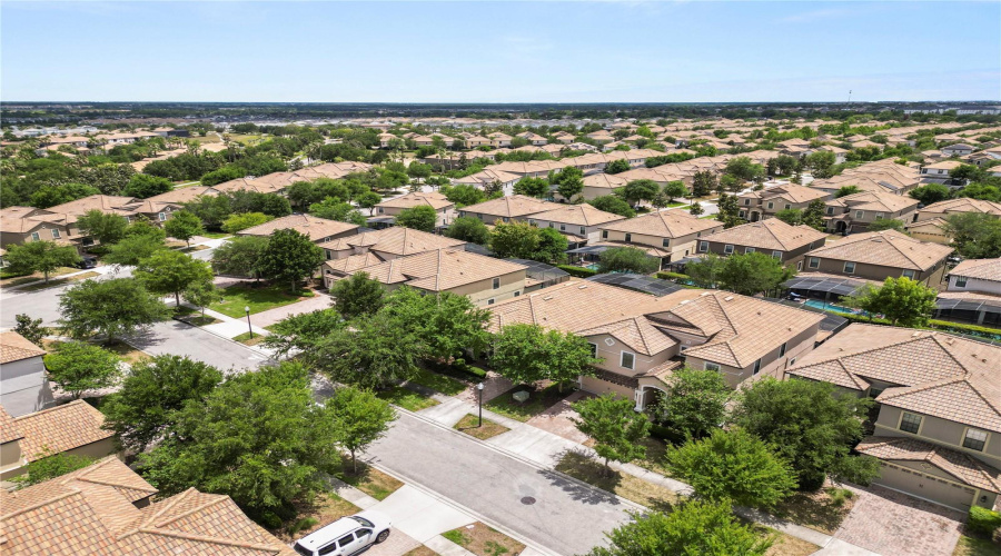 DAVENPORT, Florida 33896, 8 Bedrooms Bedrooms, ,5 BathroomsBathrooms,Residential,For Sale,SCRAMBLE,0,MFRL4961690