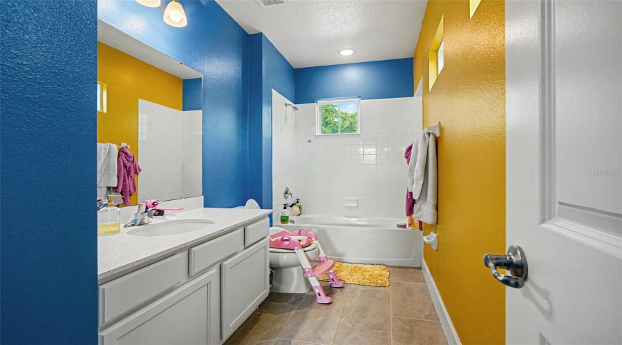 REUNION, Florida 34747, 5 Bedrooms Bedrooms, ,5 BathroomsBathrooms,Residential,For Sale,REUNION,0,MFRO6406157