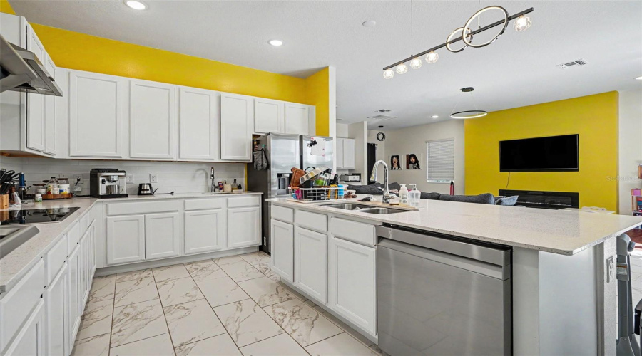 REUNION, Florida 34747, 5 Bedrooms Bedrooms, ,5 BathroomsBathrooms,Residential,For Sale,REUNION,0,MFRO6406157