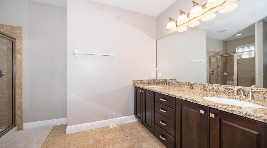 KISSIMMEE, Florida 34747, 8 Bedrooms Bedrooms, ,7 BathroomsBathrooms,Residential,For Sale,PENDANT,0,MFRS5119478
