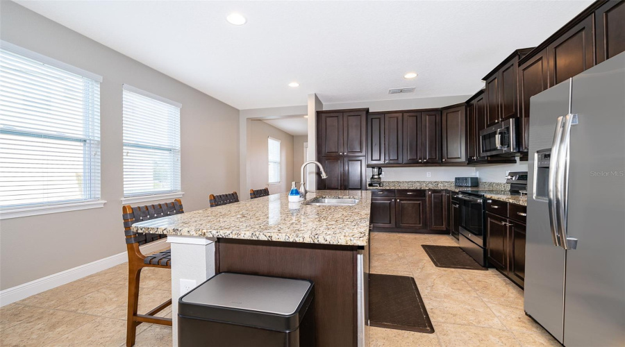 KISSIMMEE, Florida 34747, 8 Bedrooms Bedrooms, ,7 BathroomsBathrooms,Residential,For Sale,PENDANT,0,MFRS5119478