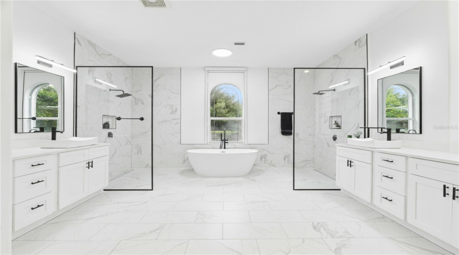 ORLANDO, Florida 32836, 4 Bedrooms Bedrooms, ,3 BathroomsBathrooms,Residential,For Sale,TROUT,0,MFRO6404645