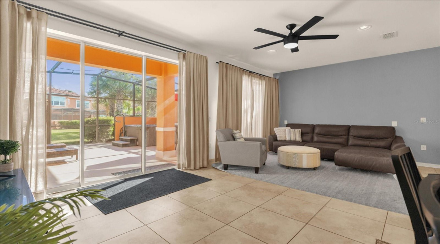 KISSIMMEE, Florida 34746, 2 Bedrooms Bedrooms, ,2 BathroomsBathrooms,Residential,For Sale,TRIUMPH,0,MFRS5149504