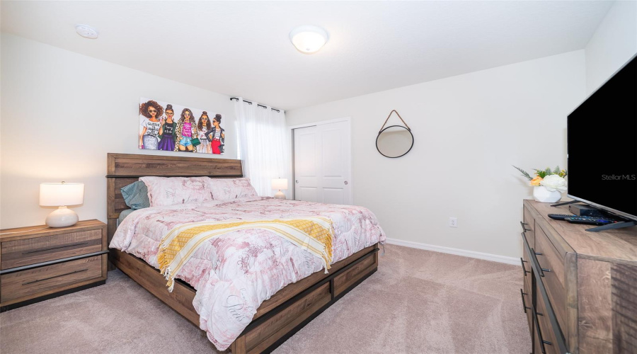 DAVENPORT, Florida 33897, 6 Bedrooms Bedrooms, ,4 BathroomsBathrooms,Residential,For Sale,ALOHA,0,MFRO6263847