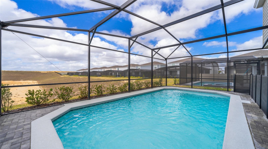 DAVENPORT, Florida 33897, 6 Bedrooms Bedrooms, ,4 BathroomsBathrooms,Residential,For Sale,ALOHA,0,MFRO6263847