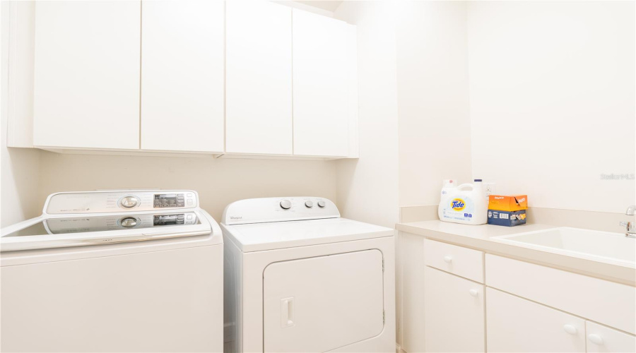 REUNION, Florida 34747, 5 Bedrooms Bedrooms, ,5 BathroomsBathrooms,Residential,For Sale,FAIRVIEW,0,MFRO6402962