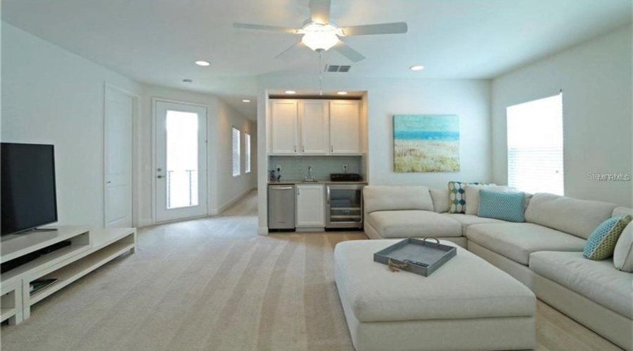 REUNION, Florida 34747, 5 Bedrooms Bedrooms, ,5 BathroomsBathrooms,Residential,For Sale,FAIRVIEW,0,MFRO6402962