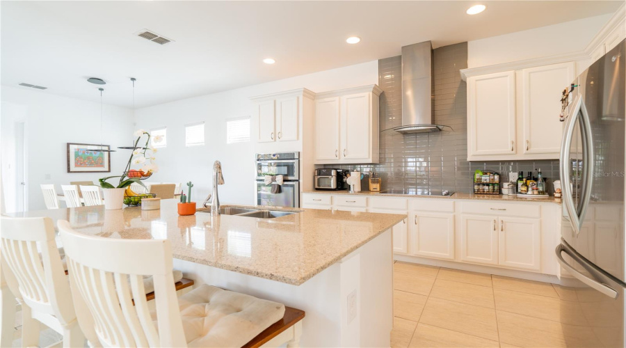 REUNION, Florida 34747, 5 Bedrooms Bedrooms, ,5 BathroomsBathrooms,Residential,For Sale,FAIRVIEW,0,MFRO6402962