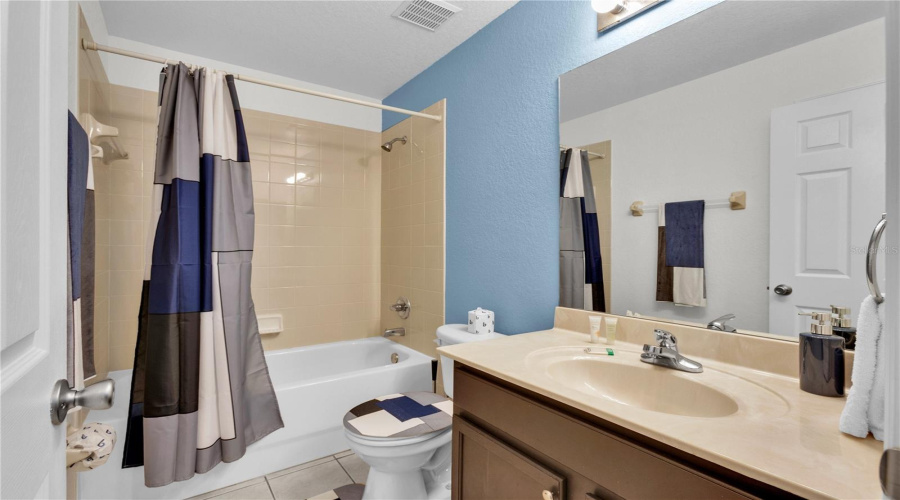 DAVENPORT, Florida 33837, 4 Bedrooms Bedrooms, ,3 BathroomsBathrooms,Residential,For Sale,SAND HILL POINT,0,MFRO6405004