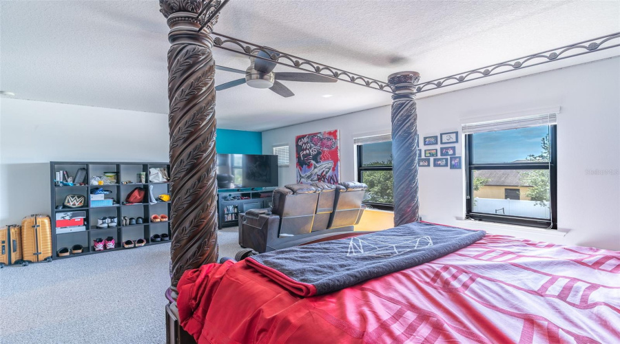 KISSIMMEE, Florida 34746, 4 Bedrooms Bedrooms, ,2 BathroomsBathrooms,Residential,For Sale,BOATING,0,MFRL4961656