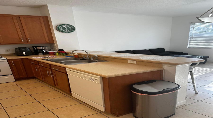 KISSIMMEE, Florida 34746, 3 Bedrooms Bedrooms, ,3 BathroomsBathrooms,Residential,For Sale,DOMINICA,0,MFRG5112123