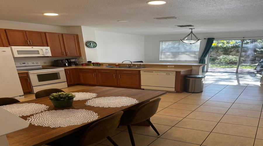 KISSIMMEE, Florida 34746, 3 Bedrooms Bedrooms, ,3 BathroomsBathrooms,Residential,For Sale,DOMINICA,0,MFRG5112123