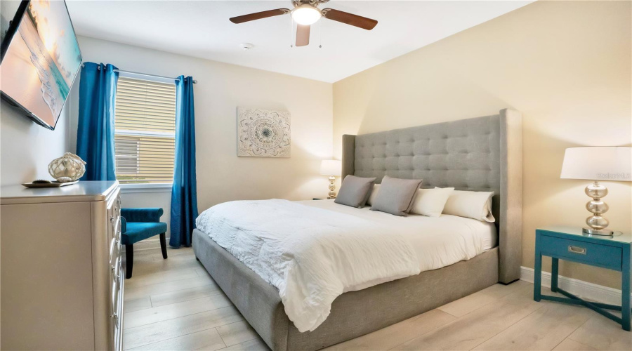 Comfortable guest suite (4) designed for relaxing luxury vacation accommodations