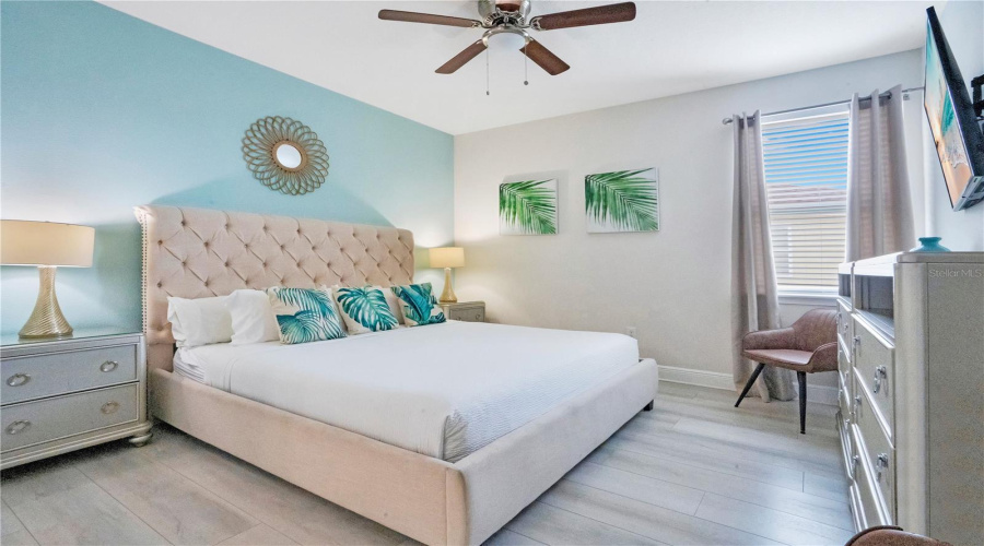 Comfortable upstairs guest retreat (#10) designed for relaxing luxury vacation stays