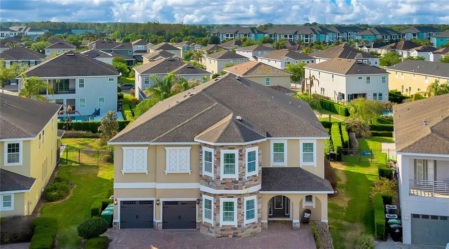 KISSIMMEE, Florida 34747, 11 Bedrooms Bedrooms, ,10 BathroomsBathrooms,Residential,For Sale,GRABEN,0,MFRO6404571
