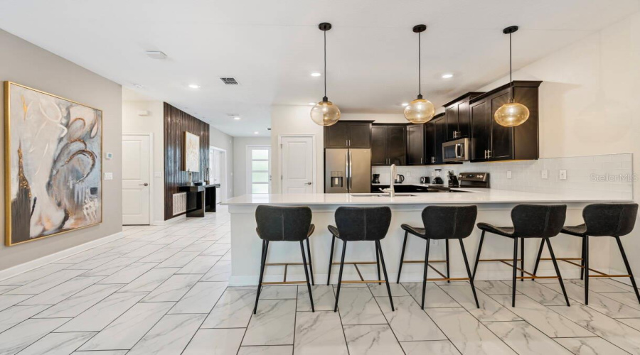 DAVENPORT, Florida 33896, 9 Bedrooms Bedrooms, ,5 BathroomsBathrooms,Residential,For Sale,STICKS,0,MFRO6406193